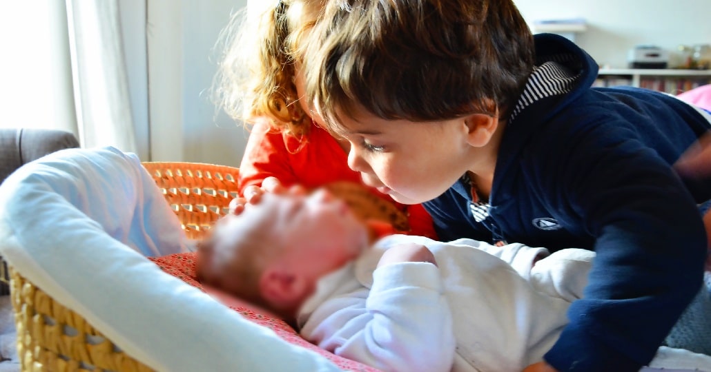 Deuxieme Bebe Comment Retrouver L Equilibre Dans La Fratrie Deuxieme Bebe Comment Retrouver L Equilibre Dans La Fratrie