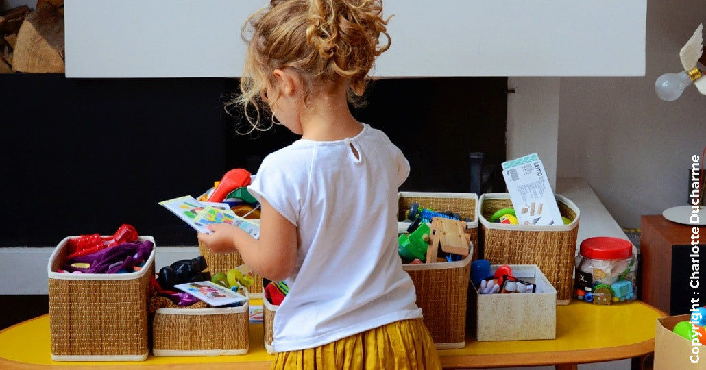 Le rangement Montessori : joignons l'utile à l'agréable pour Leur
