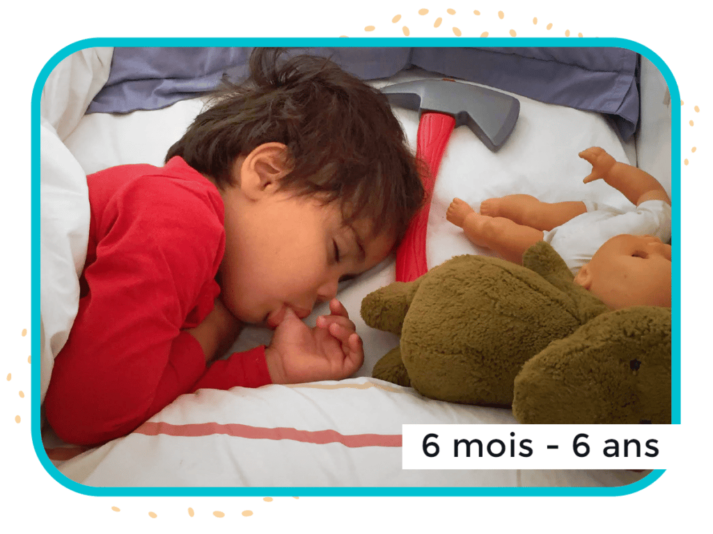 Doudou nouveau-né pour dormir : à quel âge donner un doudou à un bébé ?